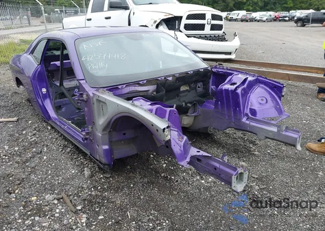 2016 Dodge Challenger Srt Hellcat z USA, uszkodzony, nr VIN 2C3CDZC97GH142758